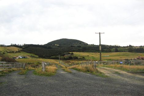 Photo of property in 142 Old Brighton Road, Fairfield, Dunedin, 9076