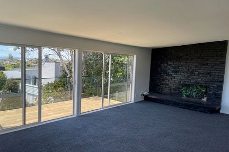 Photo of property in 61 Parr Terrace, Castor Bay, Auckland, 0620