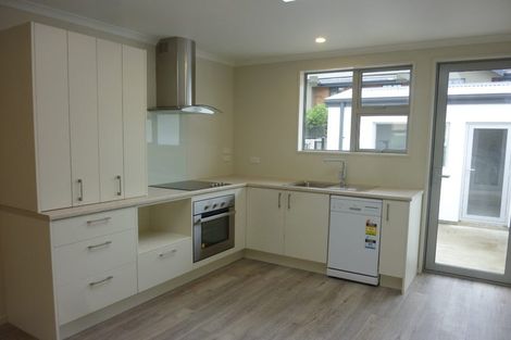 Photo of property in 2/33 Darvel Street, Riccarton, Christchurch, 8011