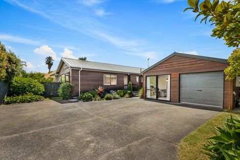 Photo of property in 31 Crampton Court, Orewa, 0931