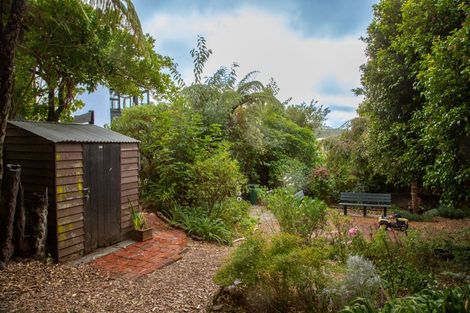 Photo of property in 16 Jubilee Road, Khandallah, Wellington, 6035