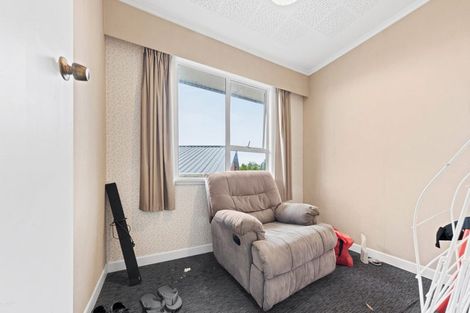 Photo of property in 16 Mayne Street, Waitara, 4320