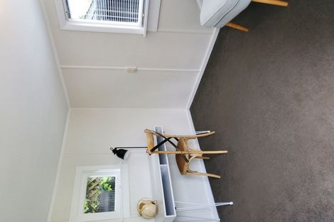 Photo of property in 129 Kerrs Road, Avonside, Christchurch, 8061