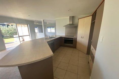 Photo of property in 22 Santa Cruz Drive, Papamoa Beach, Papamoa, 3118