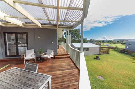 Photo of property in 5 John Street, Raglan, 3225