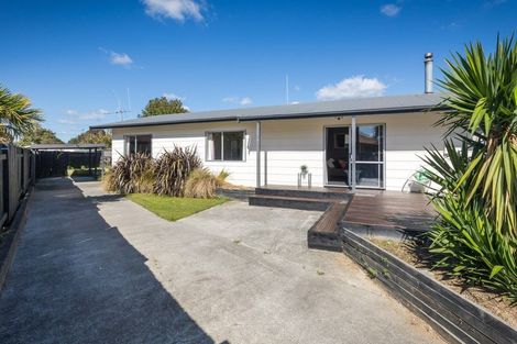 Photo of property in 19b Hilton Grove, Kelvin Grove, Palmerston North, 4414