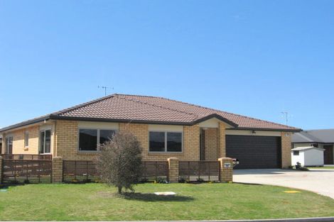 Photo of property in 49 Pirika Place, Papamoa Beach, Papamoa, 3118