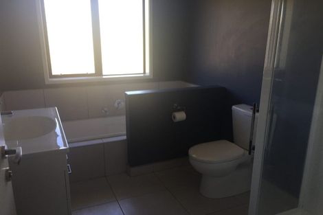 Photo of property in 4 Macdonald Heights, Feilding, 4702