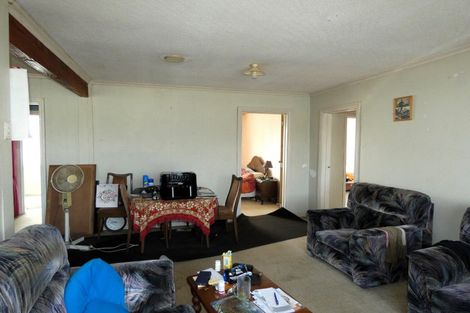 Photo of property in 120 Queen Street, Westport, 7825