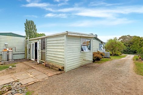 Photo of property in 4 Hinekura Road, Tolaga Bay, 4077