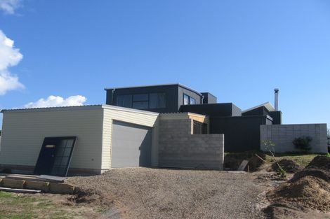 Photo of property in 137 The Fairway, Matarangi, Whitianga, 3592