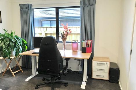 Photo of property in 79a Hinemoa Street, Levin, 5510