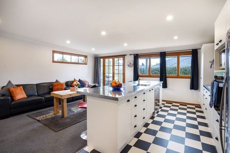 Photo of property in 36 Knowles Street, Terrace End, Palmerston North, 4410