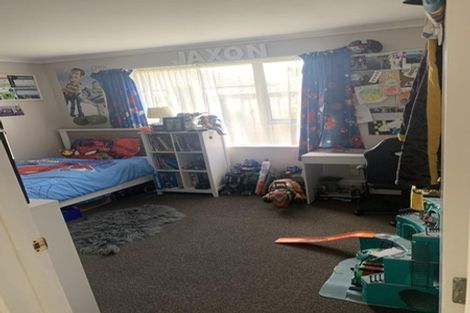 Photo of property in 9 Sandhurst Place, Nawton, Hamilton, 3200