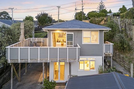 Photo of property in 66 Verbena Road, Birkdale, Auckland, 0626