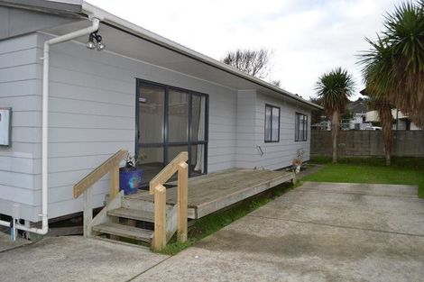 Photo of property in 3b Mungavin Avenue, Ranui, Porirua, 5024