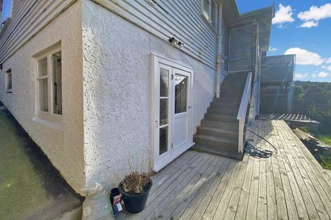 Photo of property in 84 Miramar North Road, Miramar, Wellington, 6022