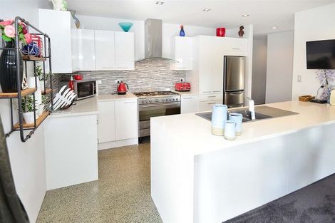 Photo of property in 33 Serene Place, Gulf Harbour, Whangaparaoa, 0930