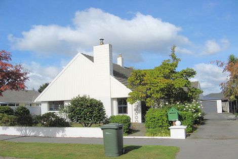 Photo of property in 33 Raxworthy Street, Ilam, Christchurch, 8041