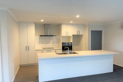 Photo of property in 17 Te Kio Crescent, Papamoa Beach, Papamoa, 3118