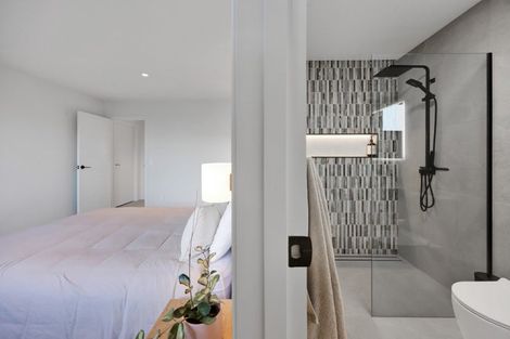 Photo of property in 66 Flint Road West, Stratford, 4332