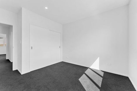 Photo of property in 4/5 Westminster Road, Wainuiomata, Lower Hutt, 5014