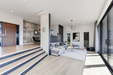 Photo of property in 13 Istana Place, Britannia Heights, Nelson, 7010