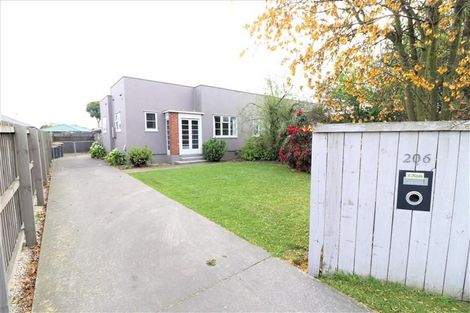 Photo of property in 206 Blenheim Road, Riccarton, Christchurch, 8041