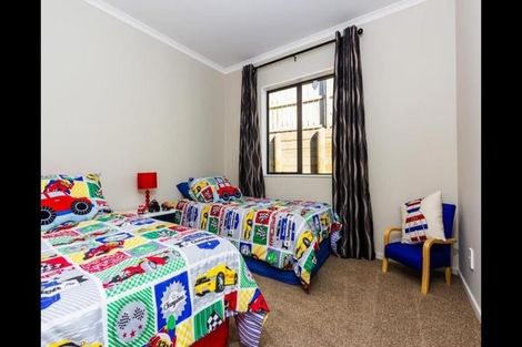 Photo of property in 225 Triangle Road, Massey, Auckland, 0614