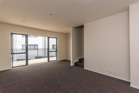Photo of property in Krisley Court, 15/6 Ambrico Place, New Lynn, Auckland, 0600