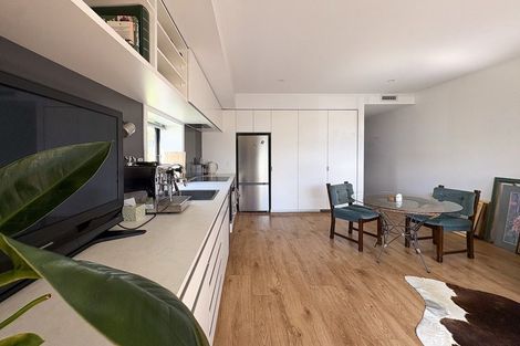 Photo of property in 21/6 Waverley Street, Sydenham, Christchurch, 8023