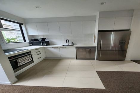 Photo of property in 10/50 Ocean View Road, Northcote, Auckland, 0627