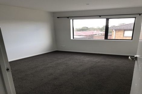 Photo of property in 1 Sophie Lane, Henderson, Auckland, 0612