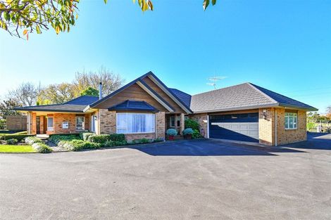 Photo of property in 22 Glencairn Place, Buckland, Pukekohe, 2677