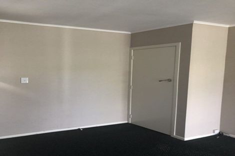 Photo of property in 2/99 Ireland Road, Mount Wellington, Auckland, 1060