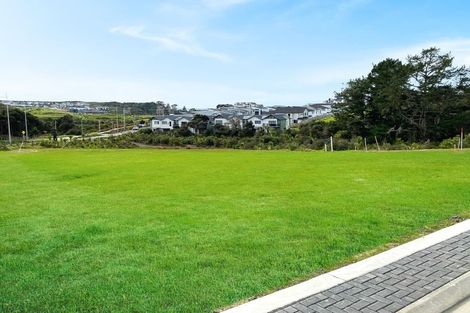 Photo of property in 95 Glenvar Ridge Road, Long Bay, Auckland, 0630