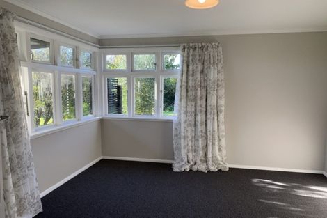 Photo of property in 1 Trig Hill Terrace, Waikanae Beach, Waikanae, 5036