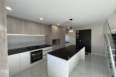 Photo of property in 431 Old Te Atatu Road, Te Atatu Peninsula, Auckland, 0610