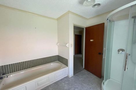 Photo of property in 16 Peace Street, Fenton Park, Rotorua, 3010