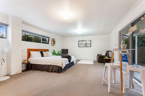 Photo of property in 166 Royal Road, Massey, Auckland, 0614