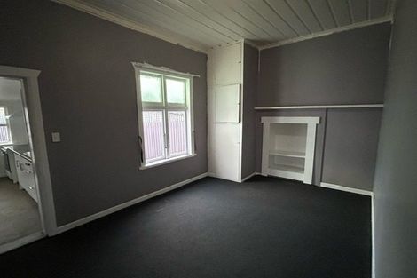 Photo of property in 9 Mahoe Street, Strandon, New Plymouth, 4312