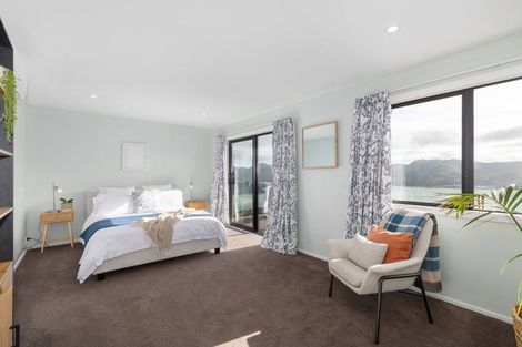 Photo of property in 16 Doris Faigan Lane, Charteris Bay, Lyttelton, 8971