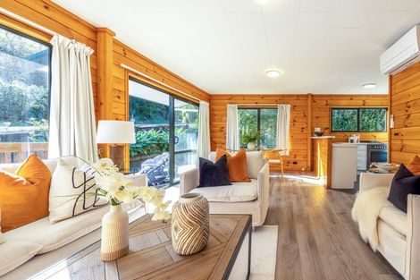 Photo of property in 16 Frank Street, Oneroa, Waiheke Island, 1081