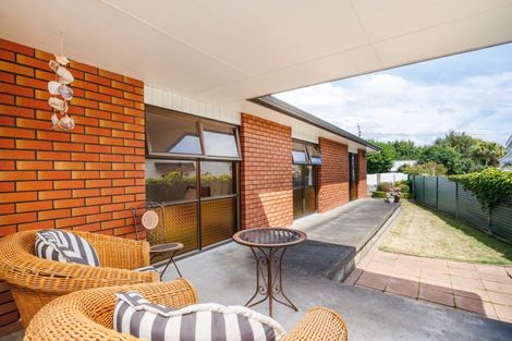 Photo of property in 122 Oxford Street, Ashhurst, 4810