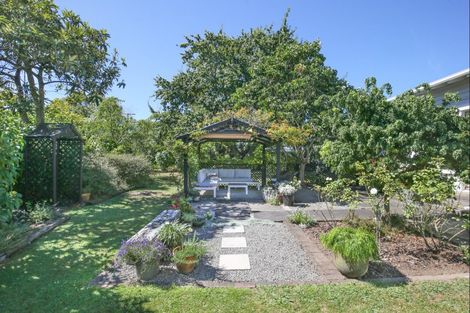 Photo of property in 83 Queenwood Road, Levin, 5510