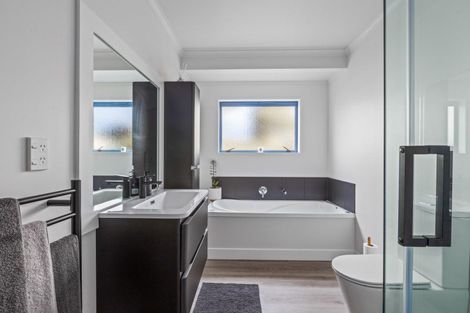 Photo of property in 781 Kahikatea Flat Road, Waitoki, Kaukapakapa, 0871