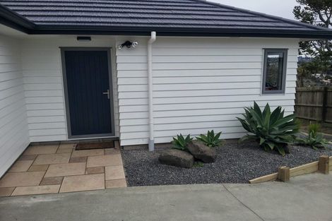 Photo of property in 124 Browns Bay Road, Rothesay Bay, Auckland, 0630