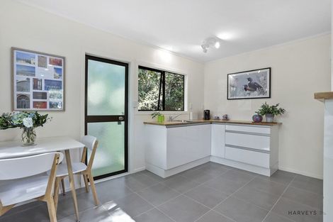 Photo of property in 134 Woodlands Park Road, Titirangi, Auckland, 0604