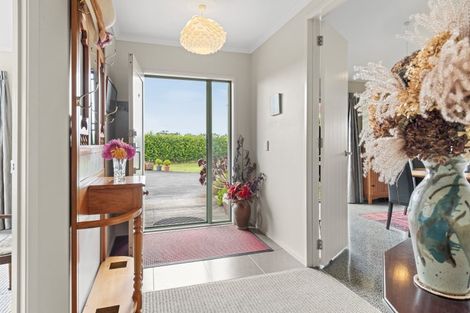 Photo of property in 1321 Mangorei Road, Mangorei, New Plymouth, 4371