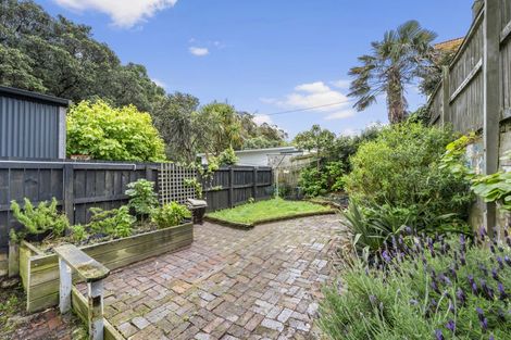 Photo of property in 10 Salisbury Terrace, Mount Cook, Wellington, 6021